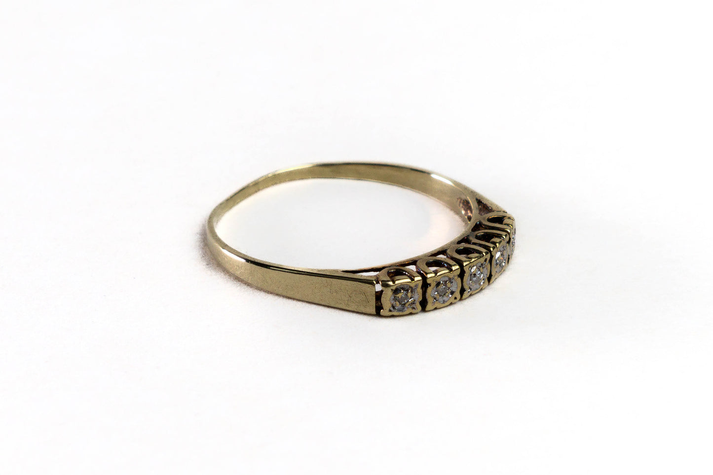 Gouden ring met diamanten